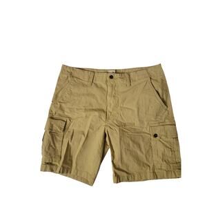 St. JOHNS BAY men's khaki shorts sz 42 casual cargo‎ flat front
